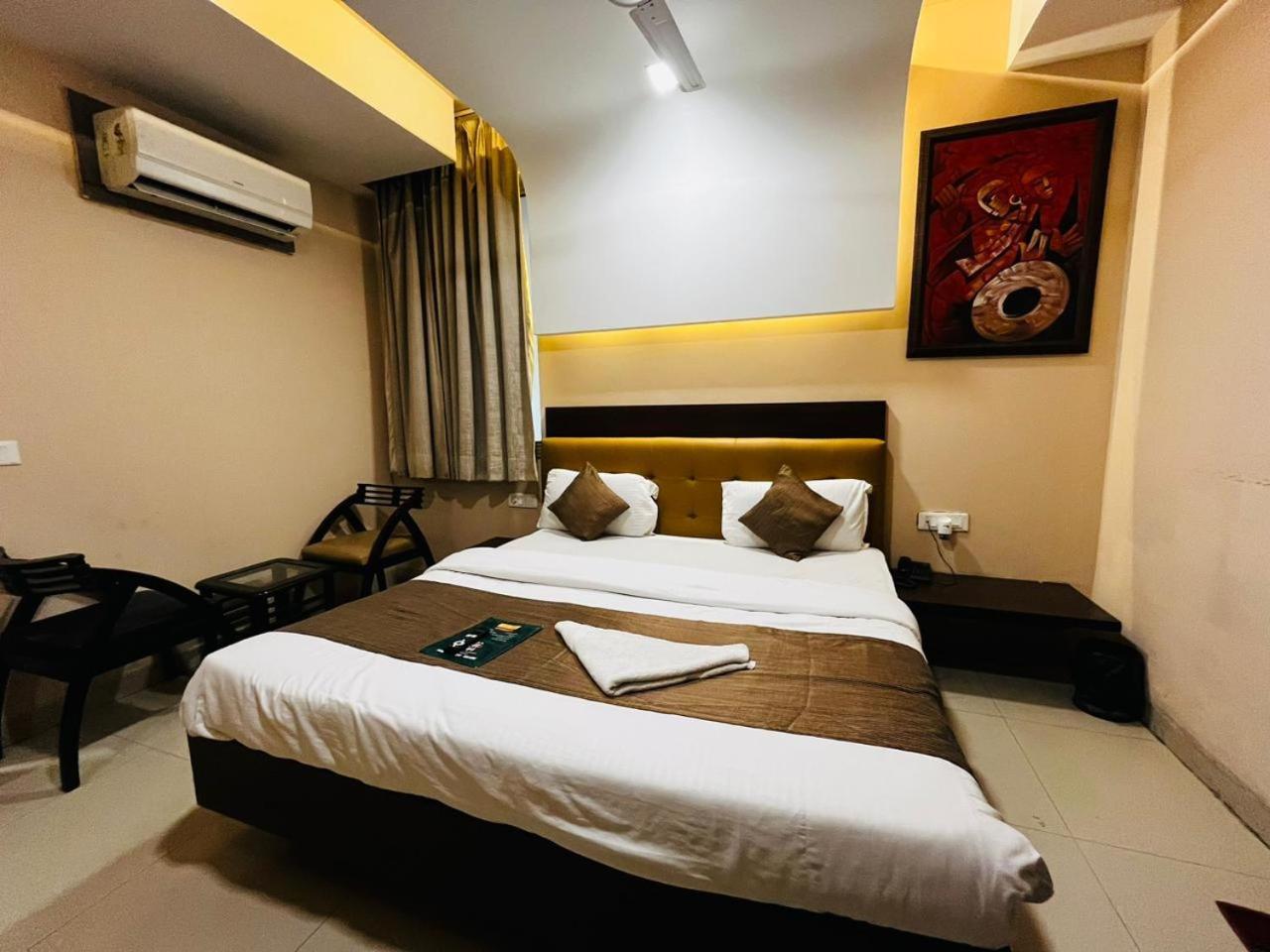 Hotel Mvr Stay By Admire Inn Нойда Экстерьер фото